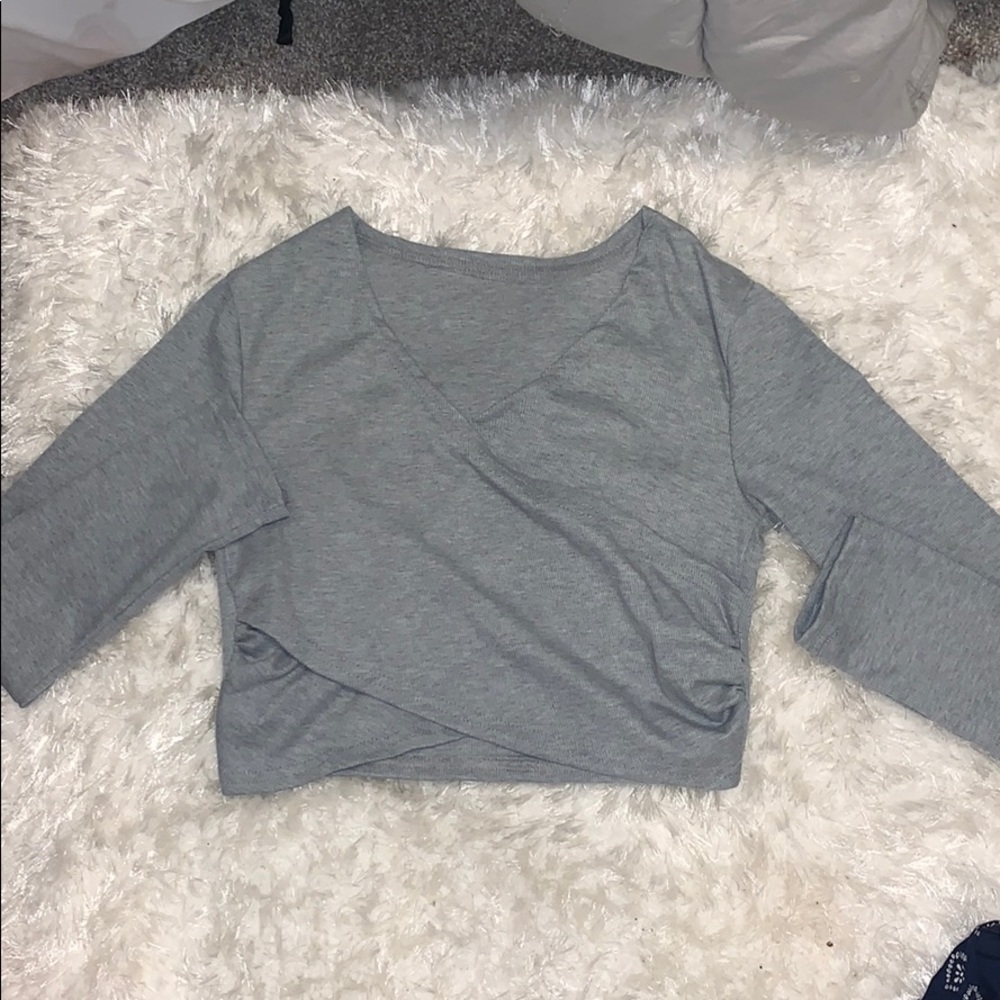 Grey cross over long sleeve